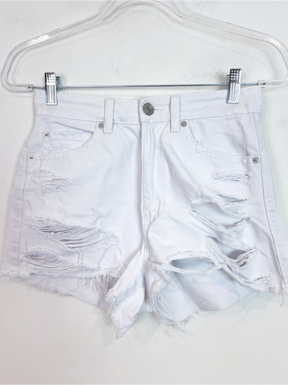 GARAGE DENIM WHITE FESTIVAL DISTRESSED FRAY HEM ZIP FLY SHORTS SZ 03/26